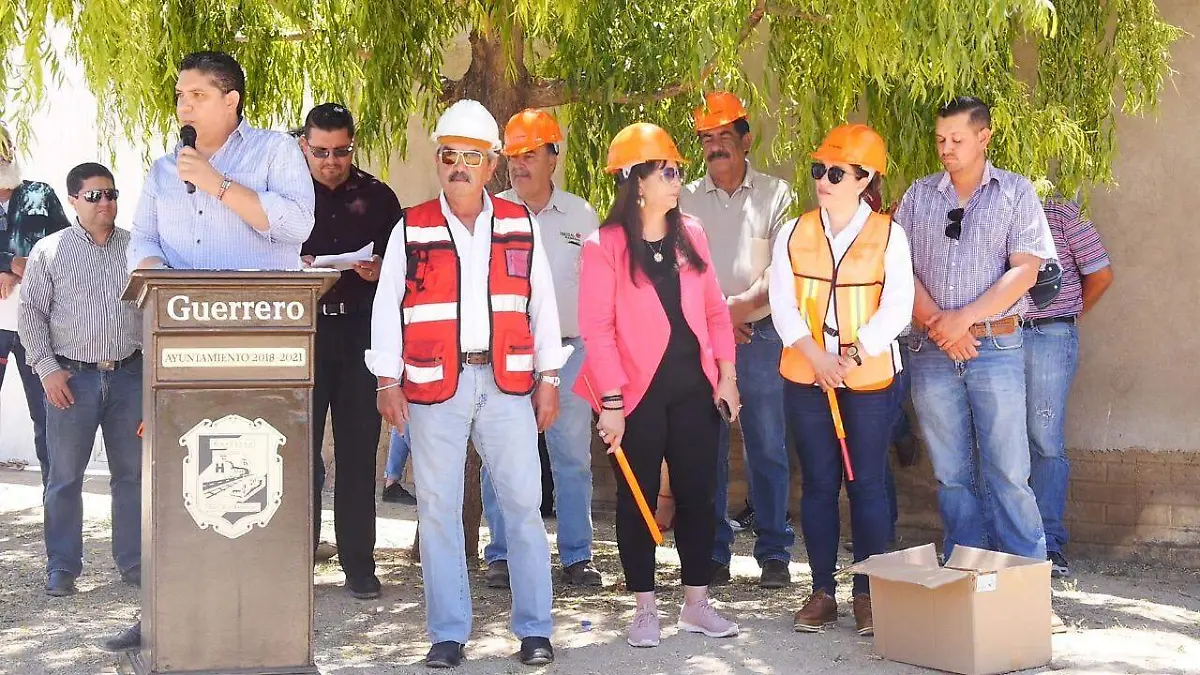 2 Con inversión de 4 mdp arranca pavimentación de la calle Sexta, en Guerrero